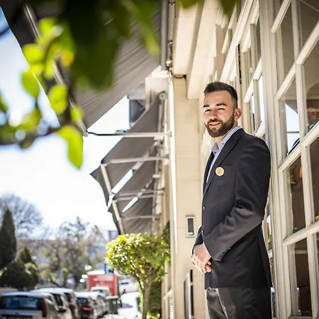 Plaza - Heritage Collection - Avenida Hotel Lizbona