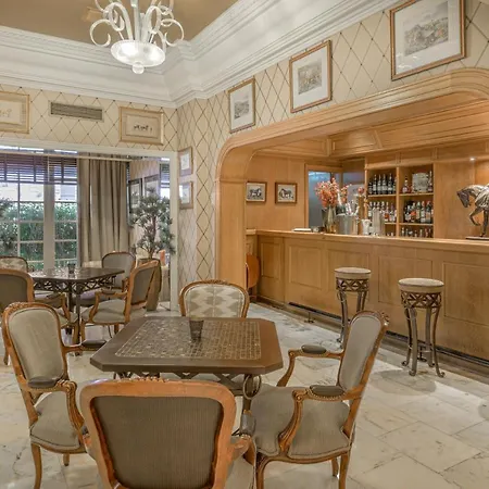Heritage Lisboa Plaza Hotel - Avenida 4*