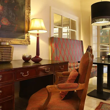 Plaza - Heritage Collection - Avenida Lisboa