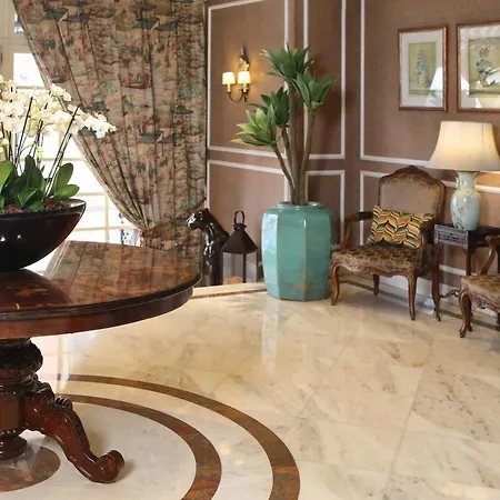 Heritage Lisboa Plaza Hotel - Avenida 4*