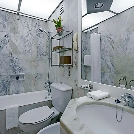 Plaza - Heritage Collection - Avenida Hotel 4*