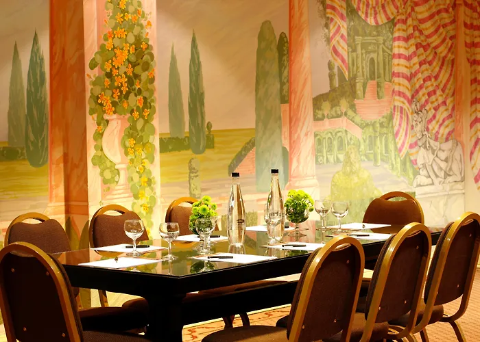 Plaza - Heritage Collection - Avenida Lissabon