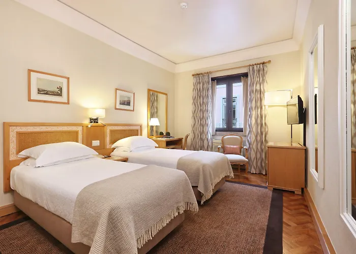 Plaza - Heritage Collection - Avenida 4*