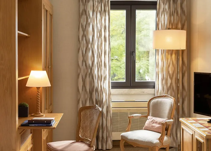 Plaza - Heritage Collection - Avenida Hotel