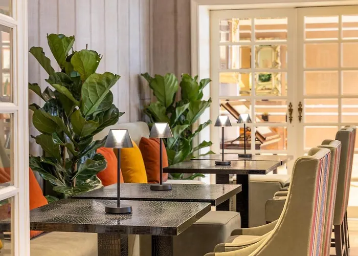 Plaza - Heritage Collection - Avenida 4*