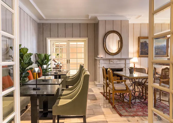 Plaza - Heritage Collection - Avenida Hotel 4*