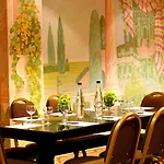 Plaza - Heritage Collection - Avenida Lissabon