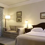 Отель Plaza - Heritage Collection - Avenida