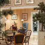 Plaza - Heritage Collection - Avenida Лиссабон