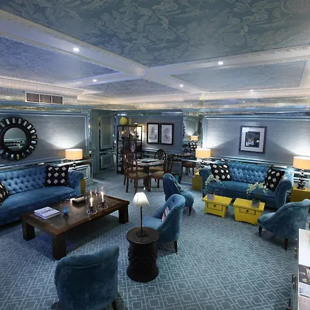 Plaza - Heritage Collection - Avenida Hotel