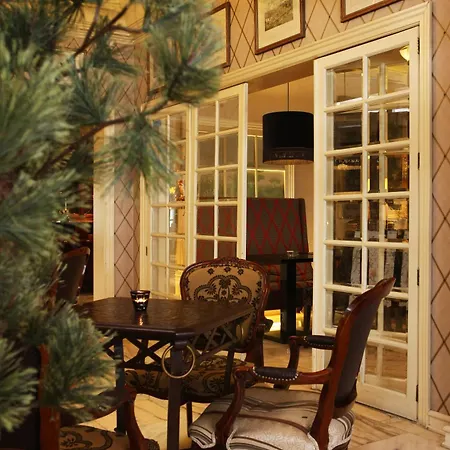 Plaza - Heritage Collection - Avenida Lissabon