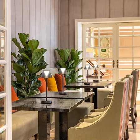 Plaza - Heritage Collection - Avenida 4*